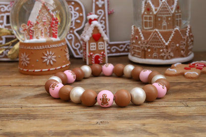 Gingerbread cookie pink